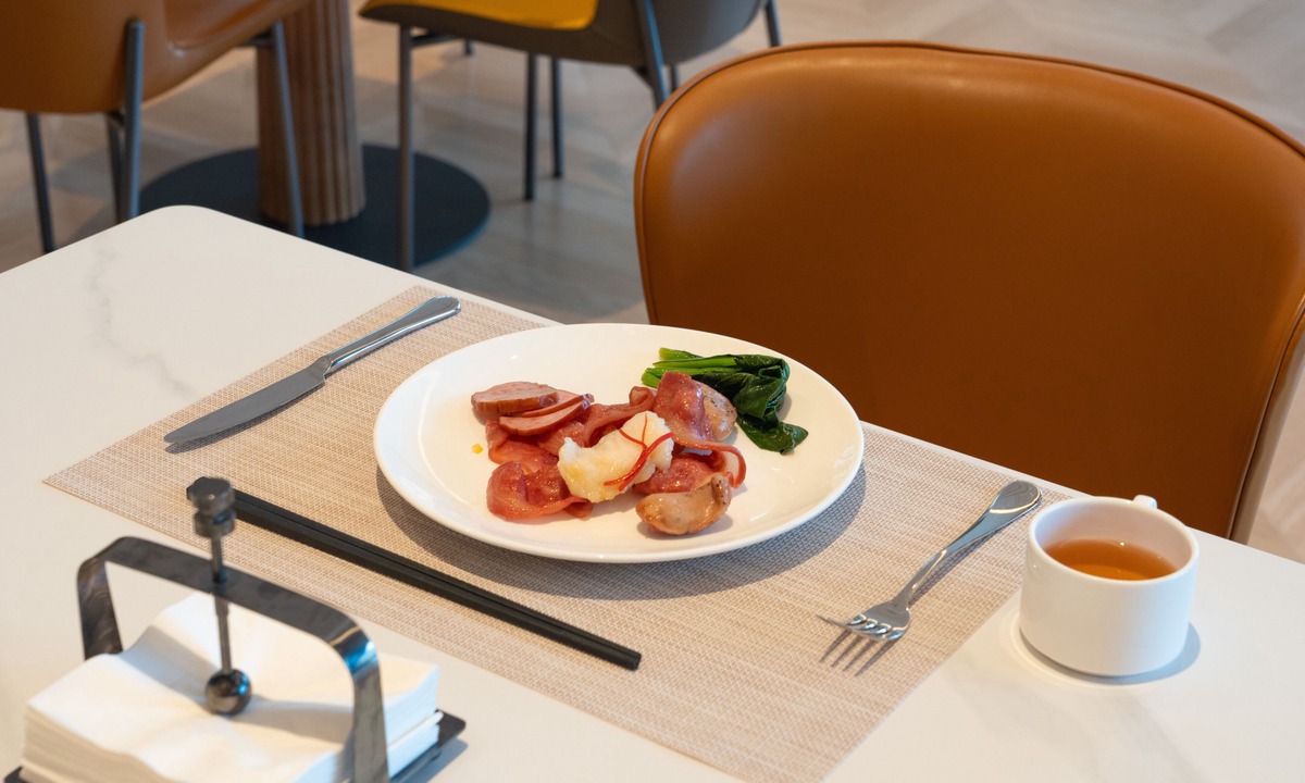 Mudan District Hotel | Holiday Inn Express Heze City Center by IHG