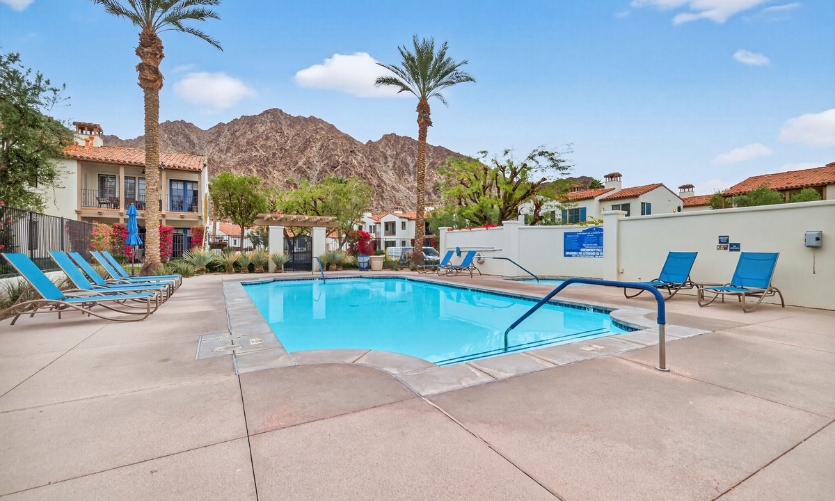 La Quinta Apartment | LV101 One Bedroom Legacy Villas Hideaway