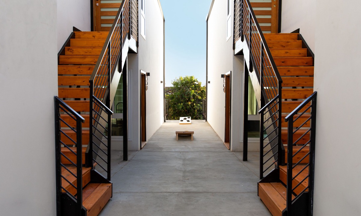 Middletown Apartment | Avalon 2 Unit Buyout (II & IV) by AvantStay | Mins to Gaslamp! Patio w/BQQ