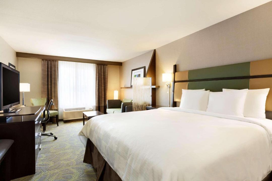 San Carlos Hotel | Country Inn & Suites by Radisson, San Carlos, CA