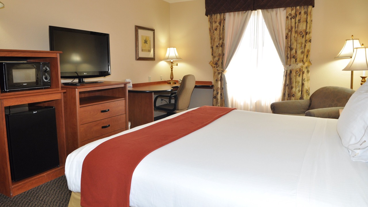 Photo of Bedroom in Sunrise Manor