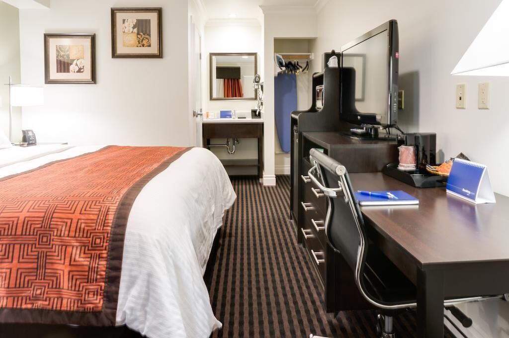 Photo of Bedroom in Marina District