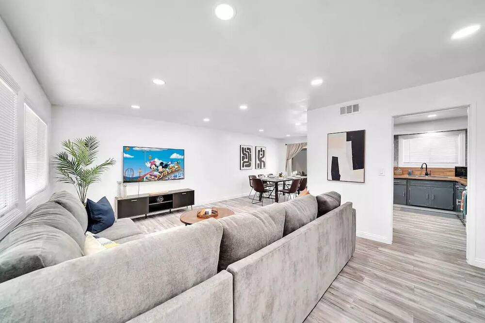 Photo of Livingroom in Garden Grove