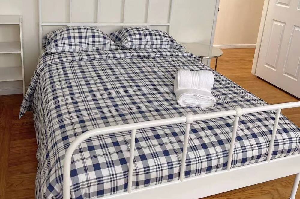 Photo of Bedroom in Westlake