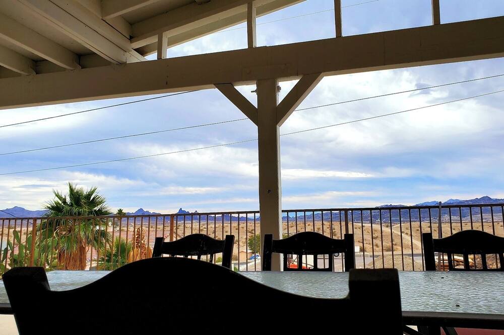Photo of Outdoor in Topock