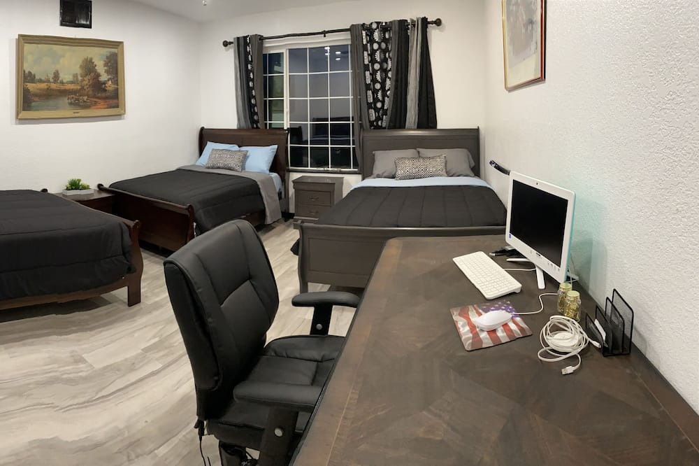 Photo of Bedroom in Atwater