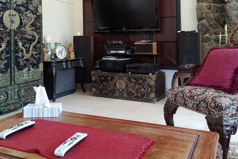 Photo of Livingroom in Granite Bay