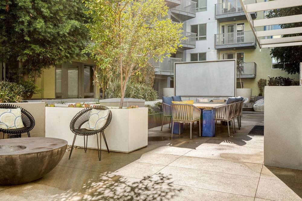 Photo of Patio Balcony in NoHo Arts District