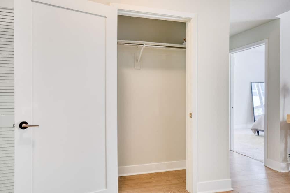 Photo of Bedroom in NoHo Arts District