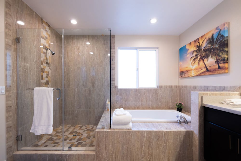 Photo of Bathroom in Garden Grove