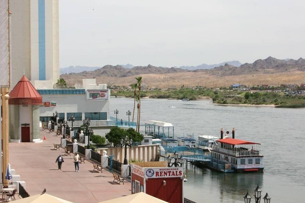 Photo of Others in Laughlin