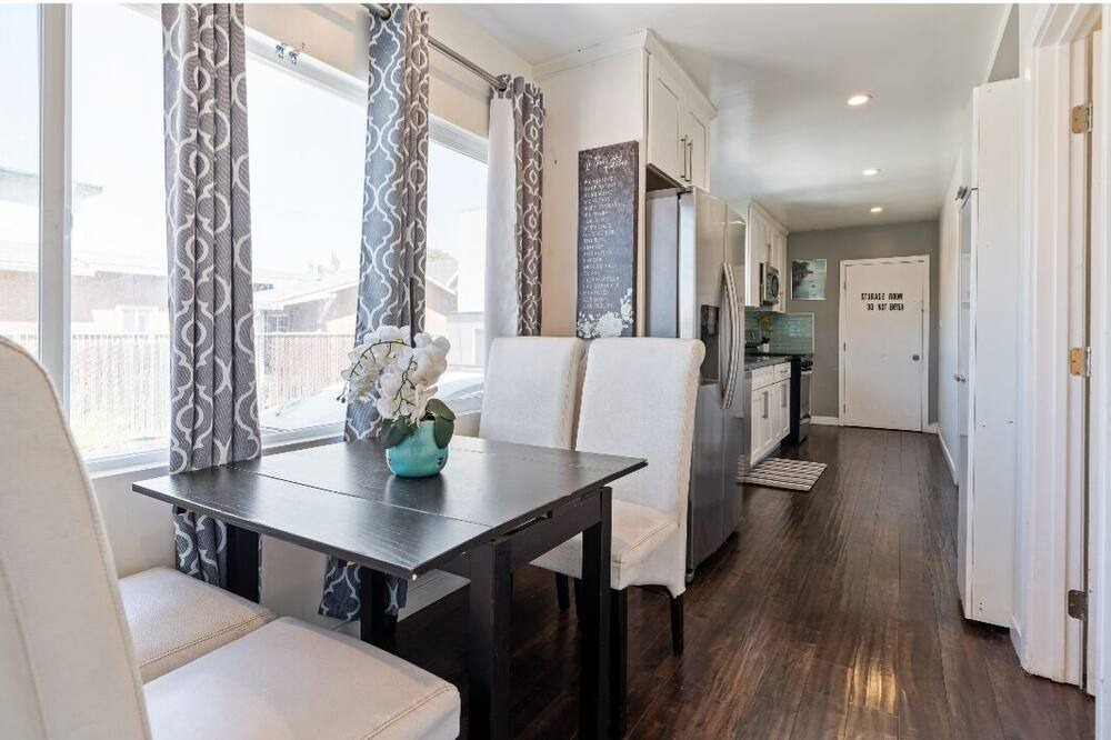 Photo of Others in Oakland