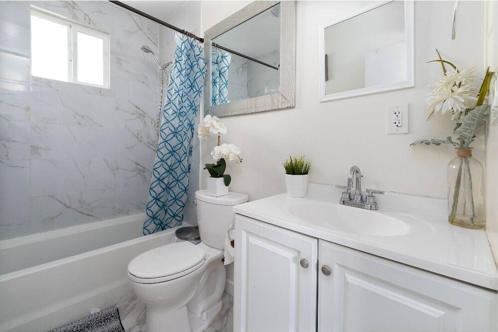 Photo of Bathroom in Oakland