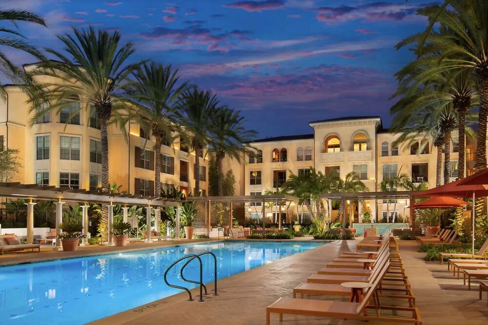 Photo of Outdoor in Orange
