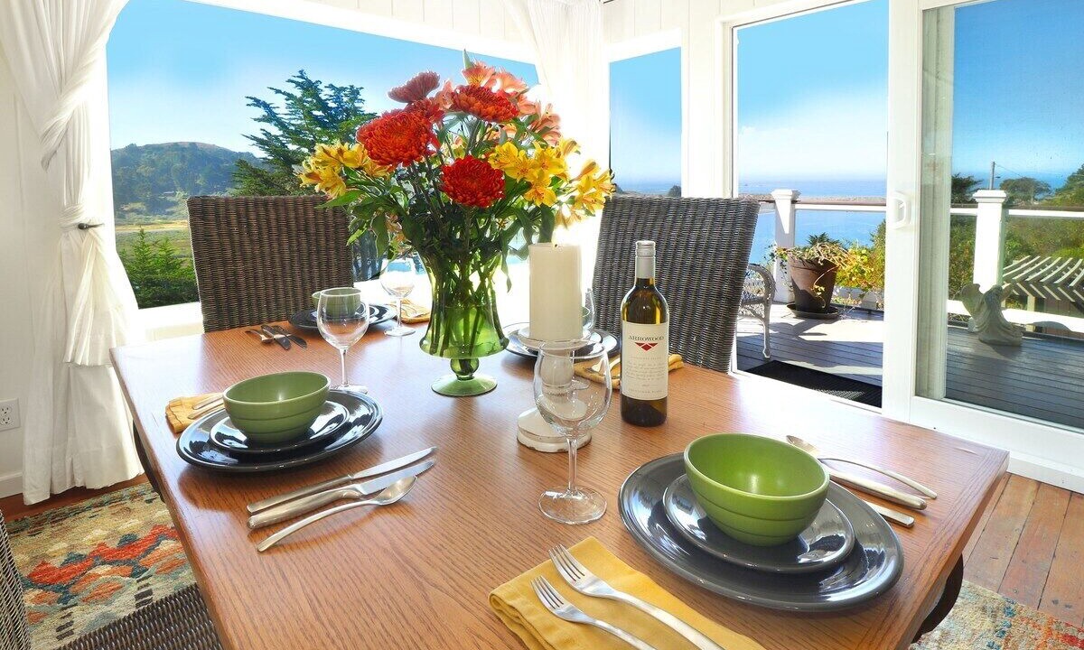 Photo of Others in Jenner