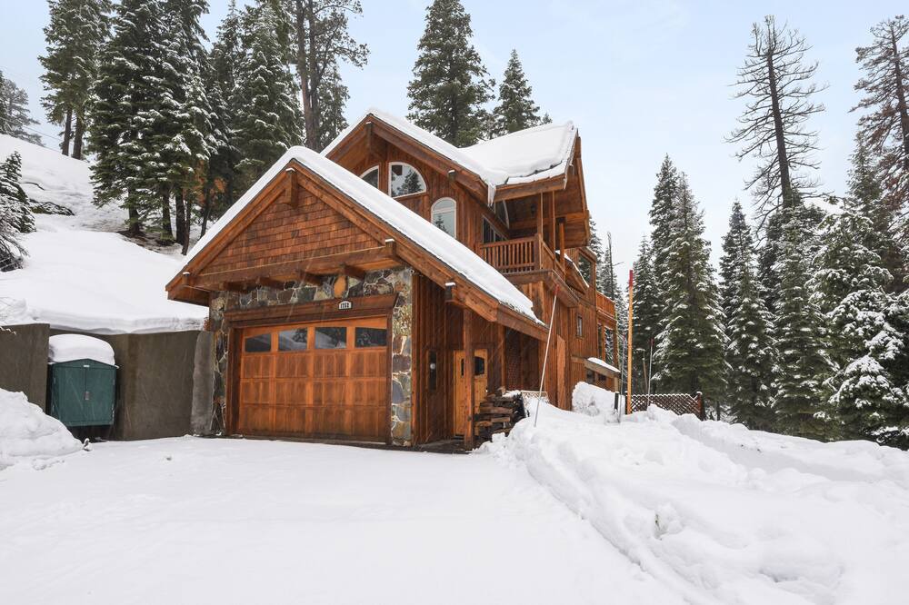 Photo of Others in Alpine Meadows