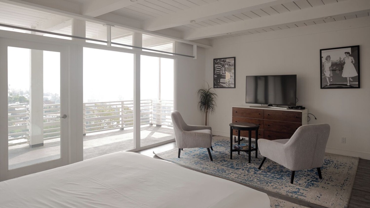 Photo of Bedroom in Hollywood Heights