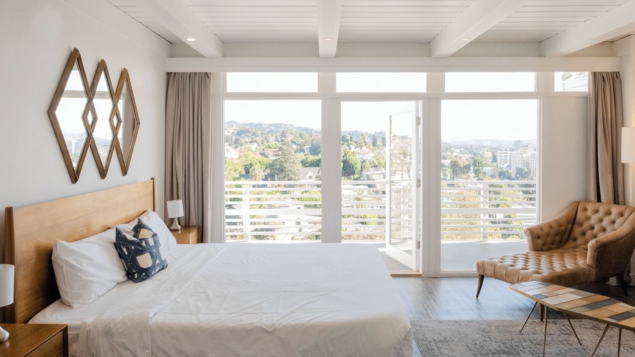 Photo of Bedroom in Hollywood Heights
