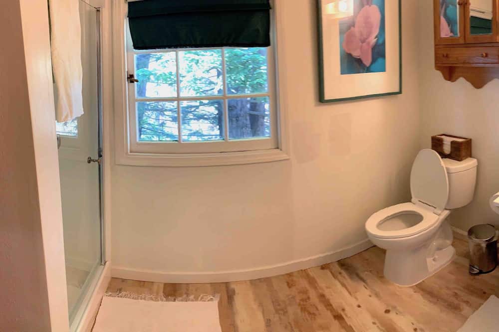 Photo of Bathroom in Half Moon Bay