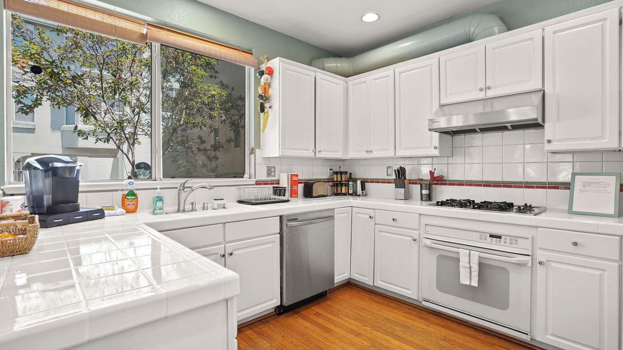 Photo of Kitchen in Little Hollywood