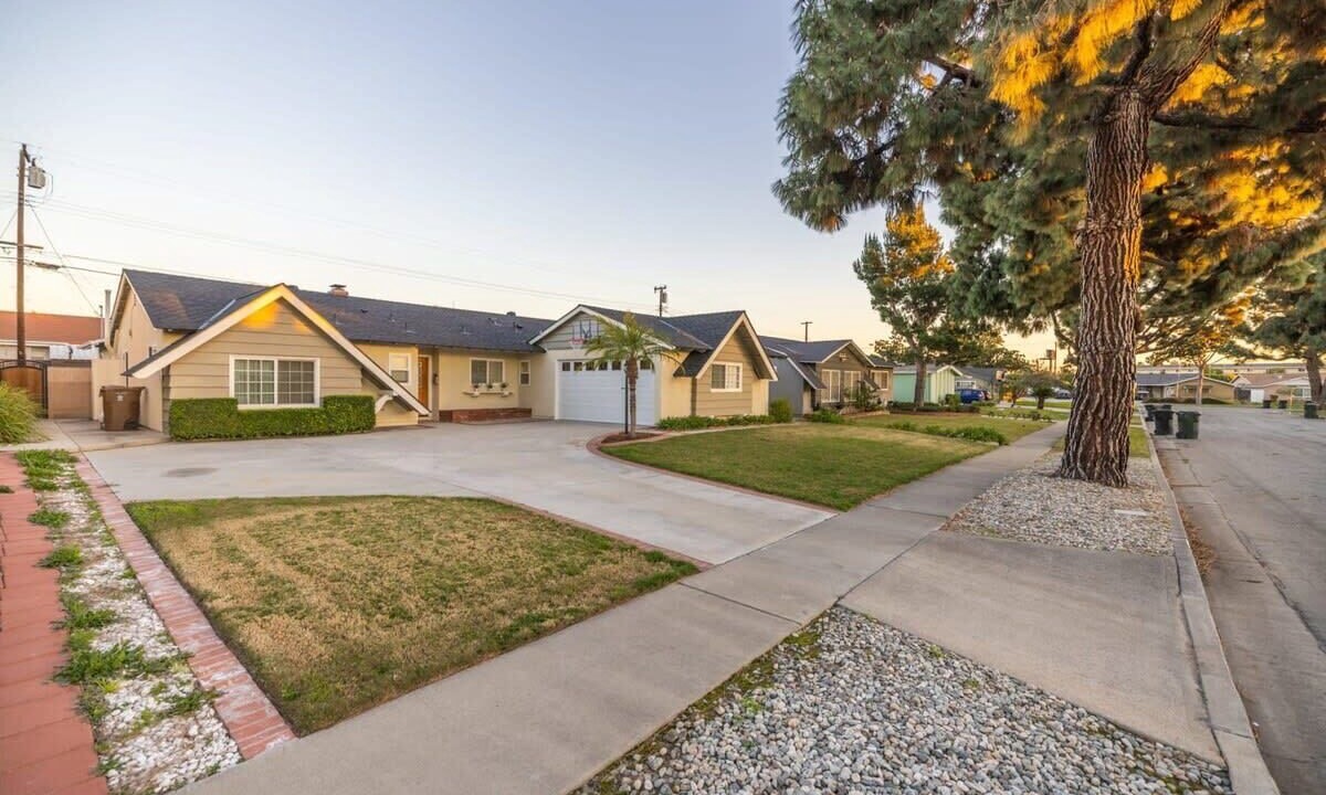 Photo of Outdoor in Northwest Anaheim