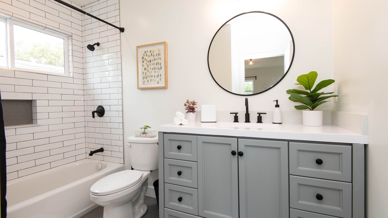 Photo of Bathroom in Atwater Village