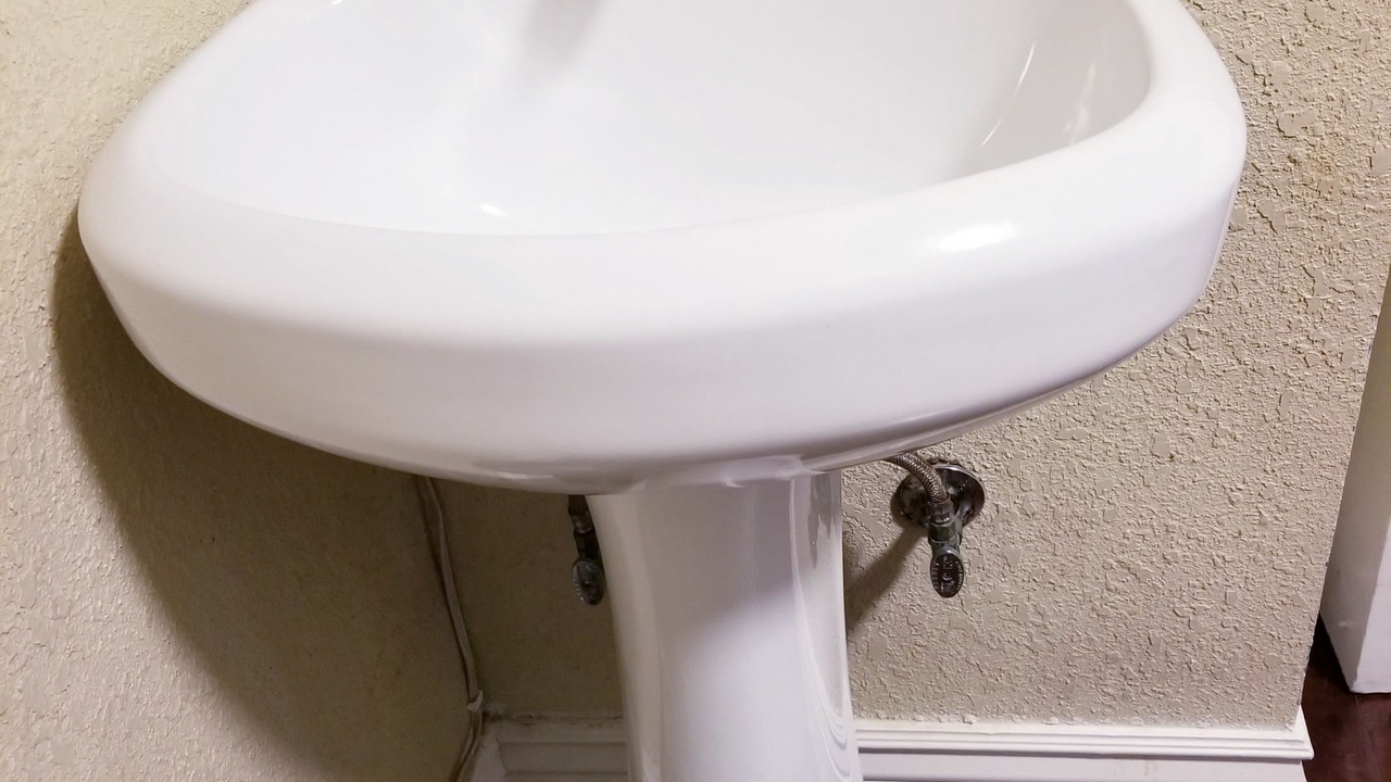 Photo of Bathroom in Theater District