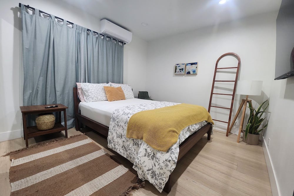 Photo of Bedroom in Garden Grove