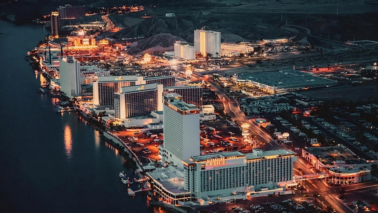 Photo of Others in Laughlin