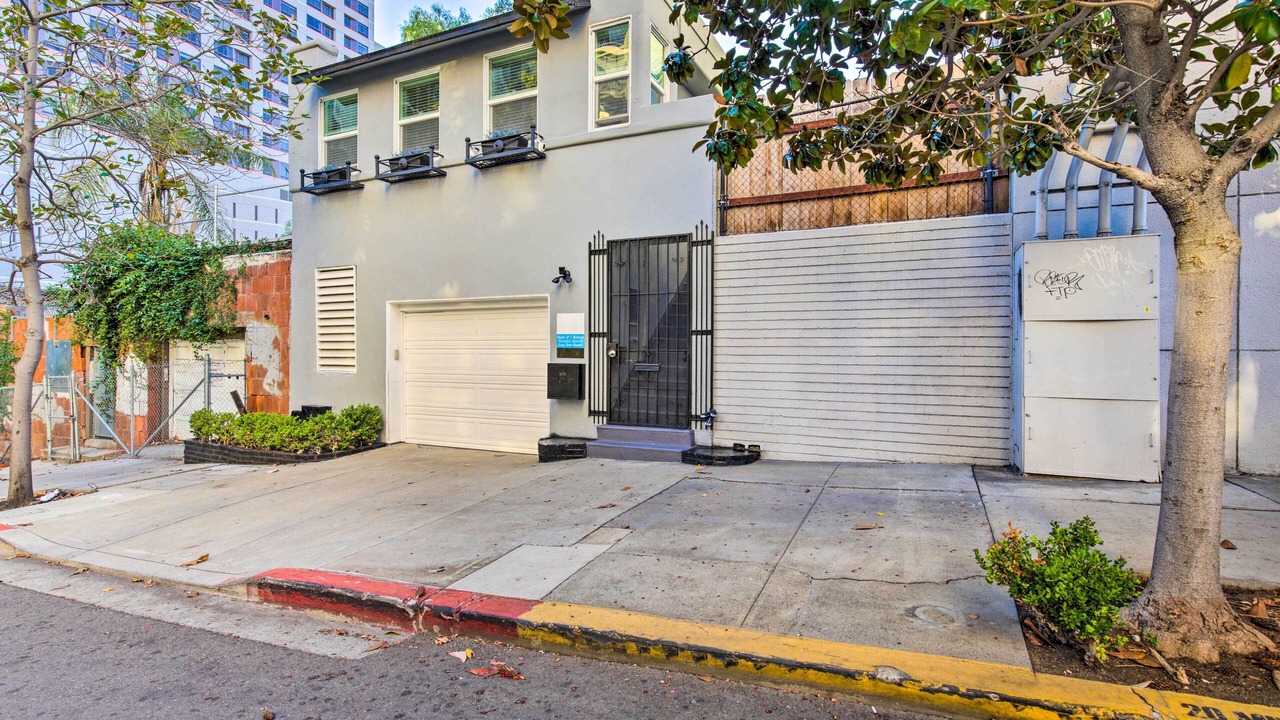 Photo of Others in Cortez Hill