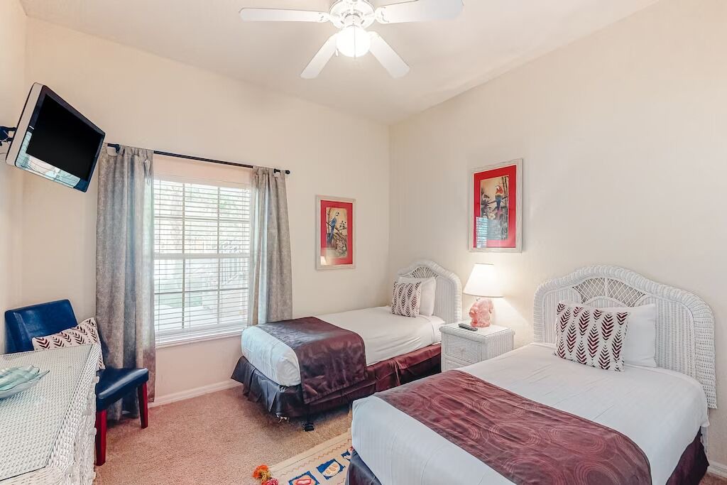 Photo of Bedroom in Bahama Bay