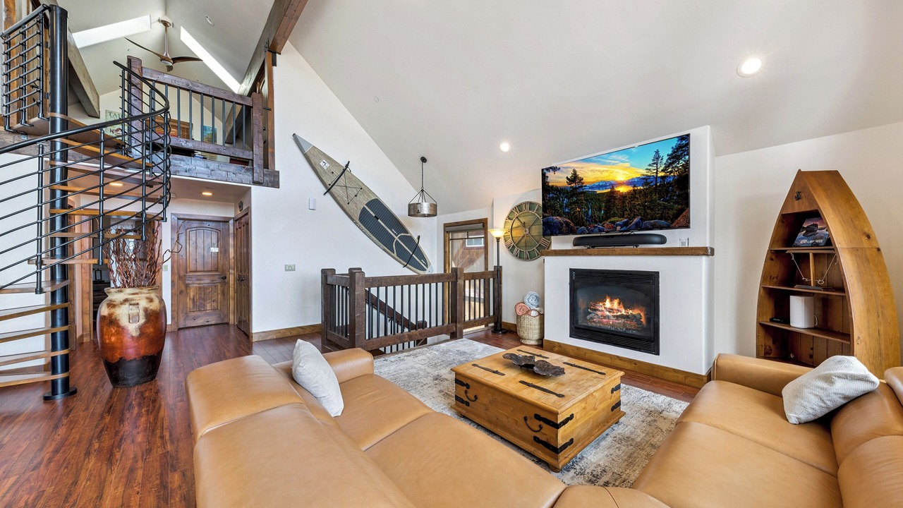 Photo of Livingroom in Al Tahoe