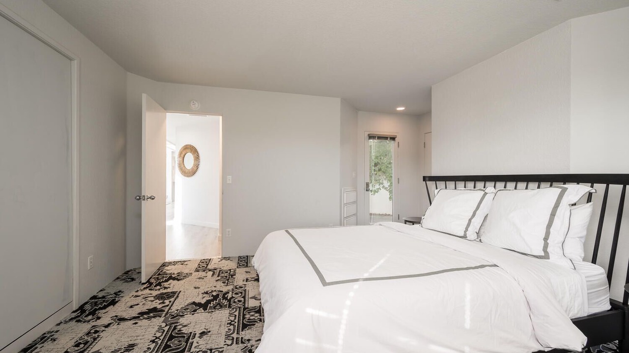 Photo of Bedroom in Marine Terrace