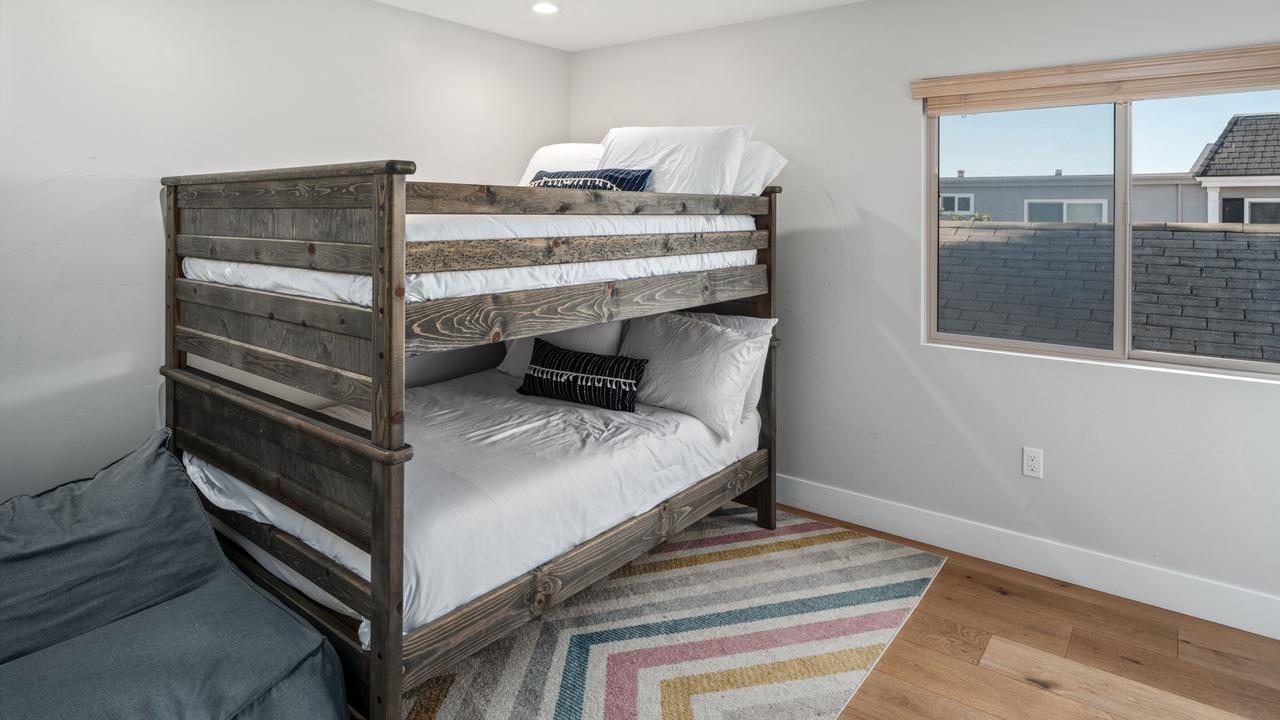Photo of Bedroom in North Pacific Beach