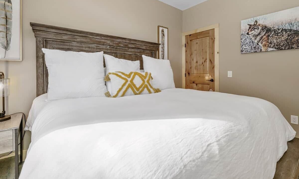 Photo of Bedroom in Big Bear City