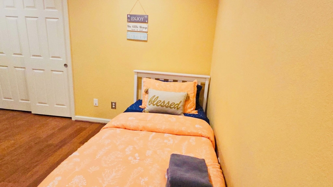 Photo of Bedroom in Coarsegold