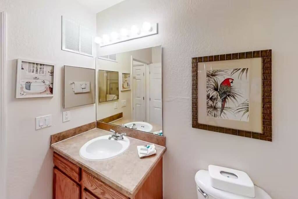 Photo of Bathroom in Bahama Bay