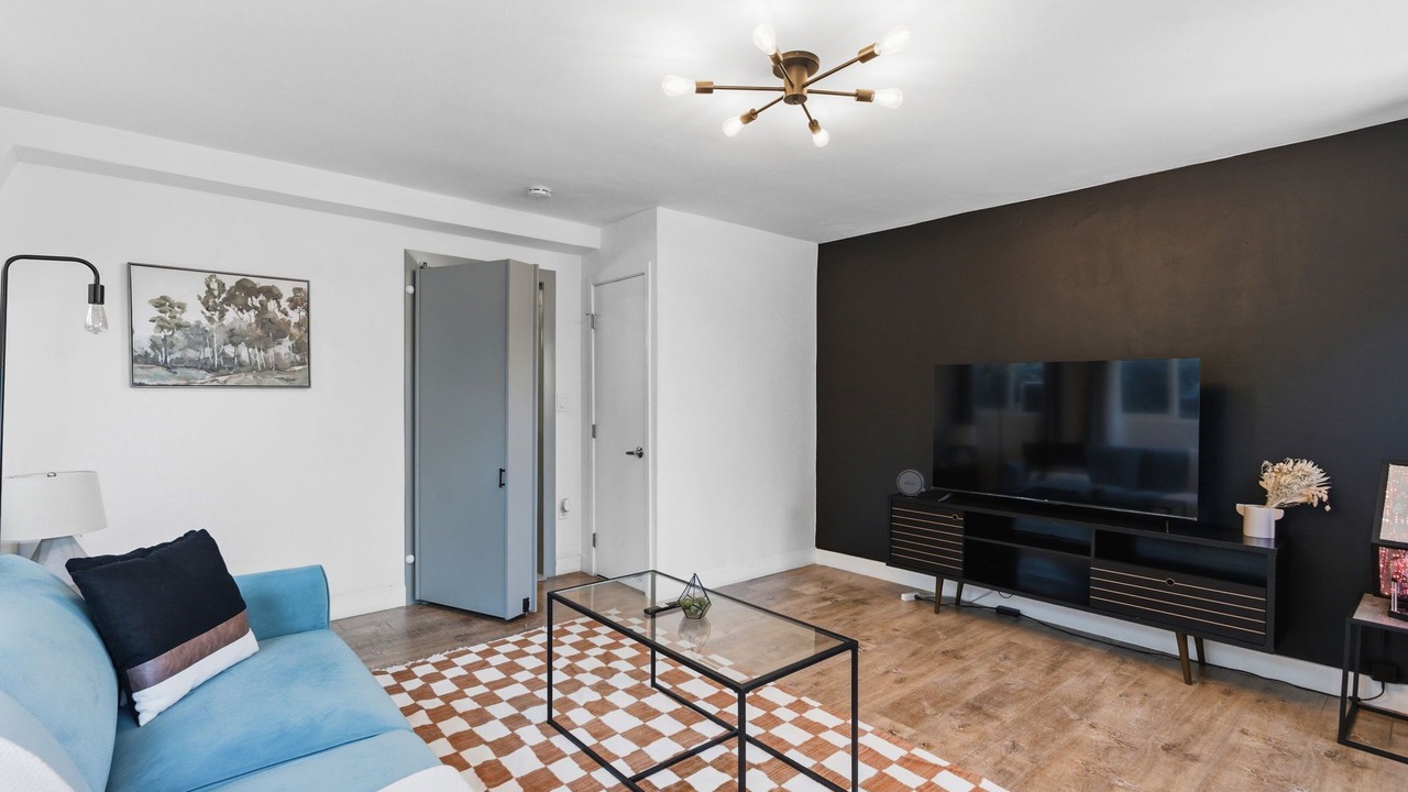 Photo of Livingroom in San Diego
