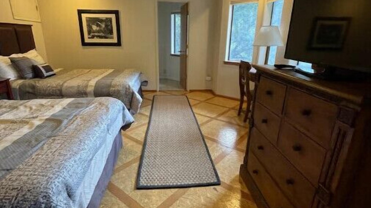 Photo of Bedroom in El Portal
