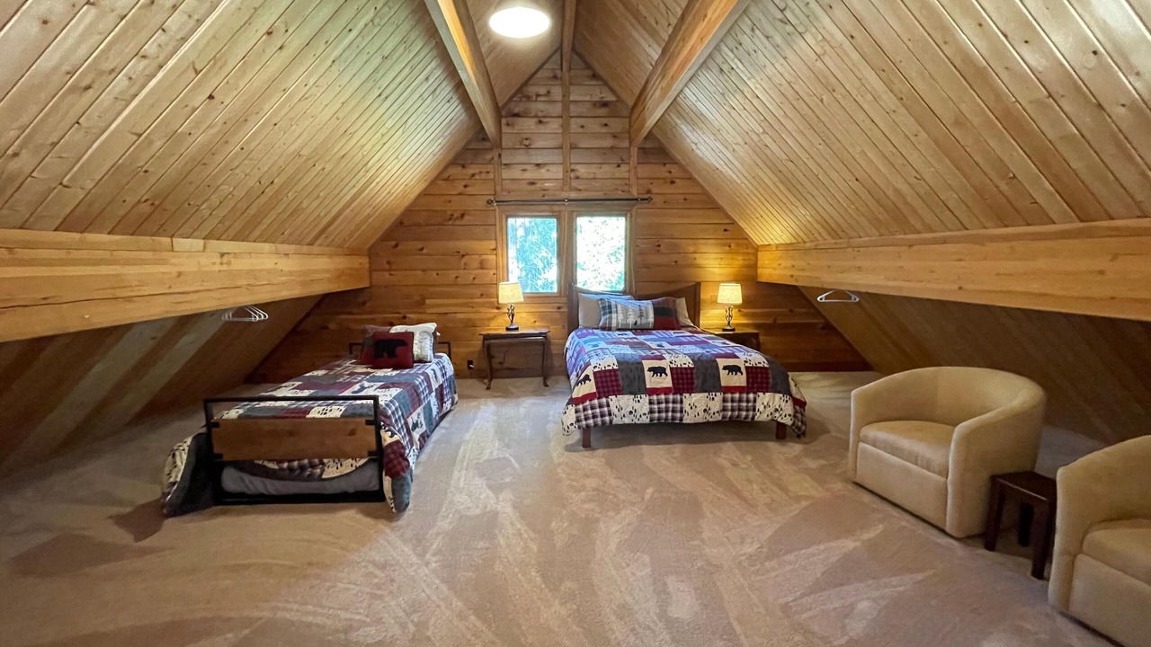 Photo of Bedroom in North Wawona