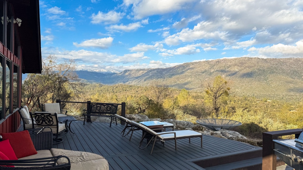 Photo of Patio Balcony in North Fork