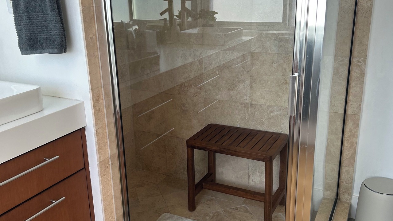 Photo of Bathroom in Bermuda Dunes