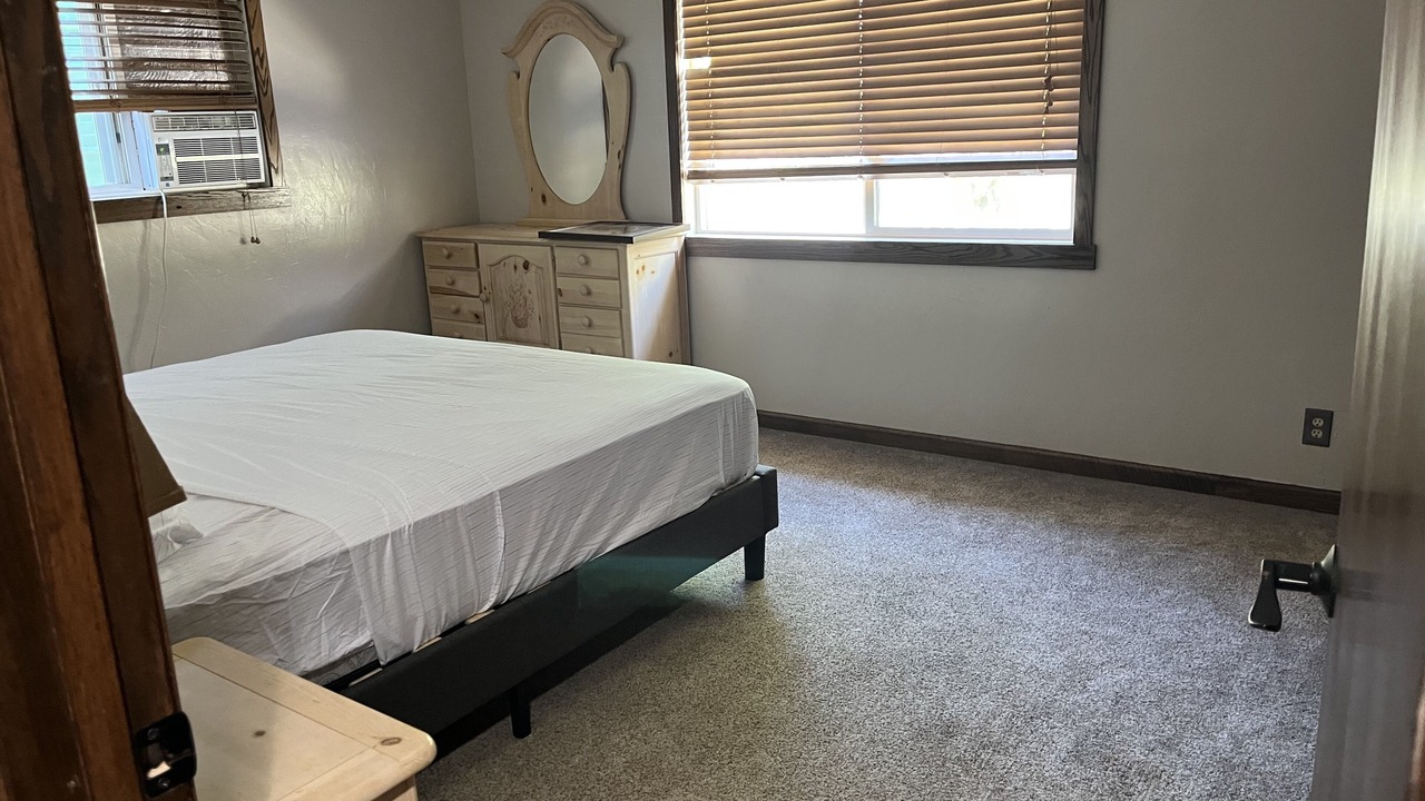 Photo of Bedroom in Willow Creek
