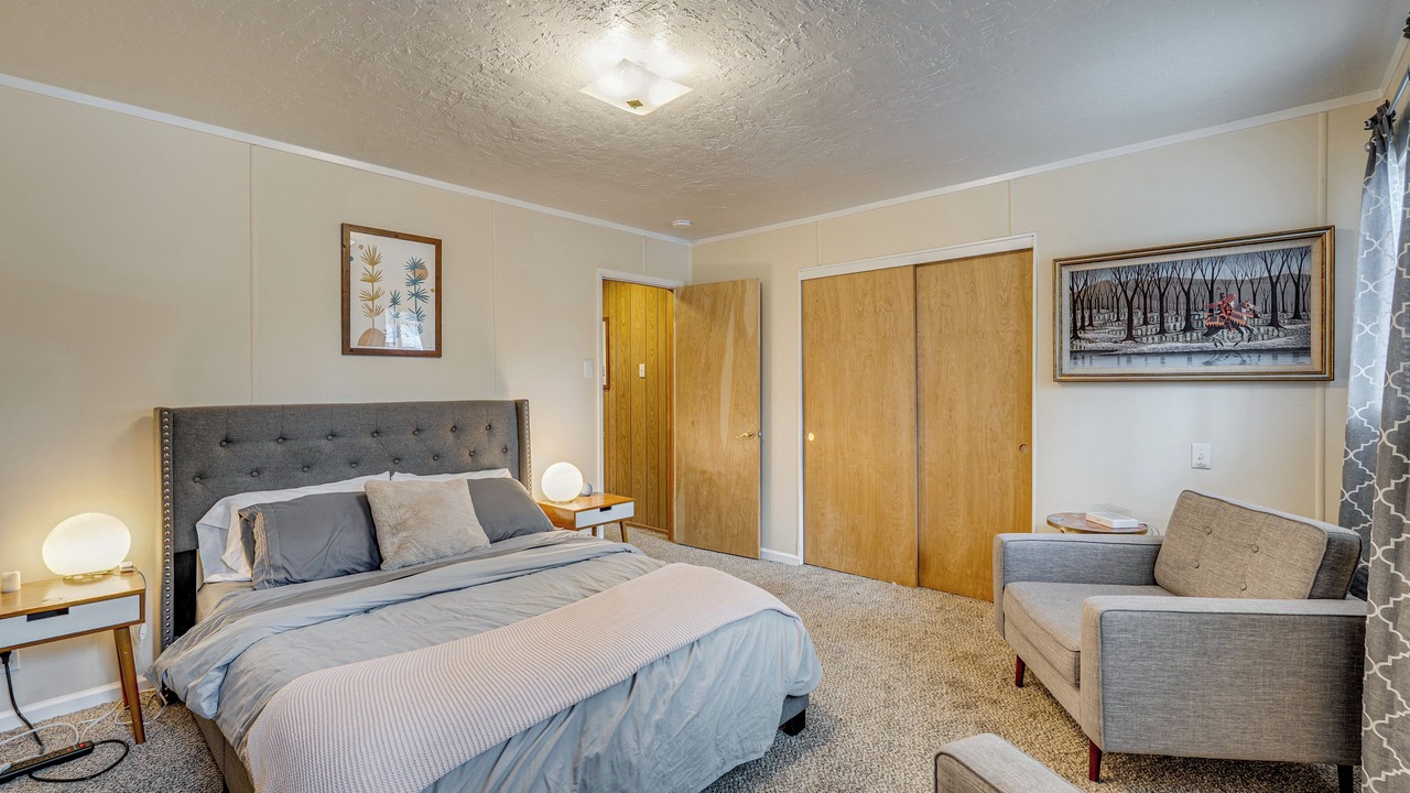 Photo of Bedroom in Glencoe