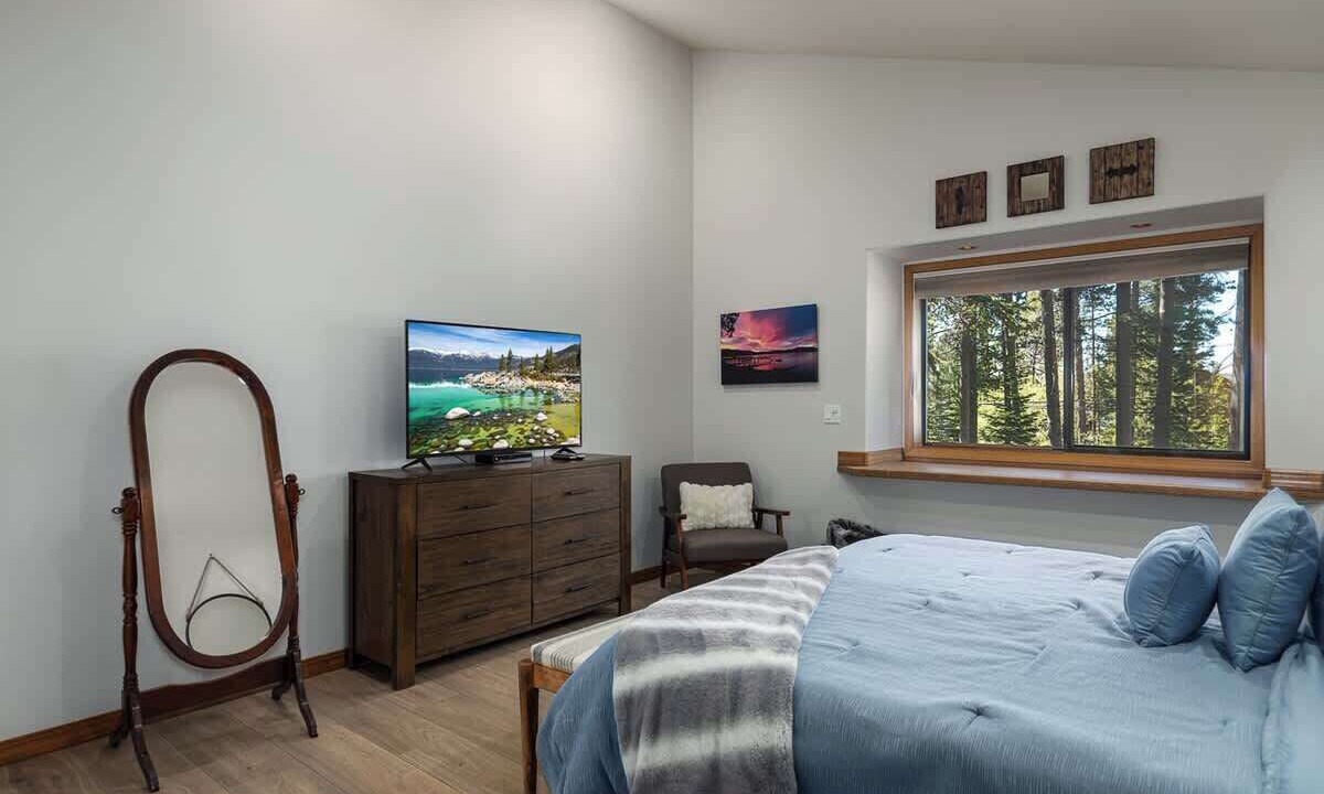Photo of Bedroom in Tahoe Vista