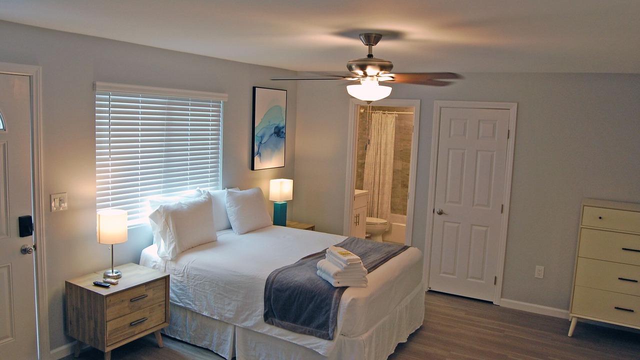 Photo of Bedroom in Mission Beach