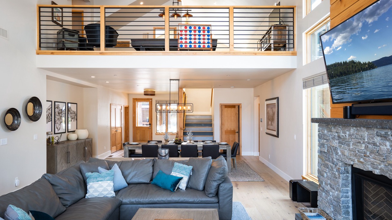 Photo of Livingroom in Truckee