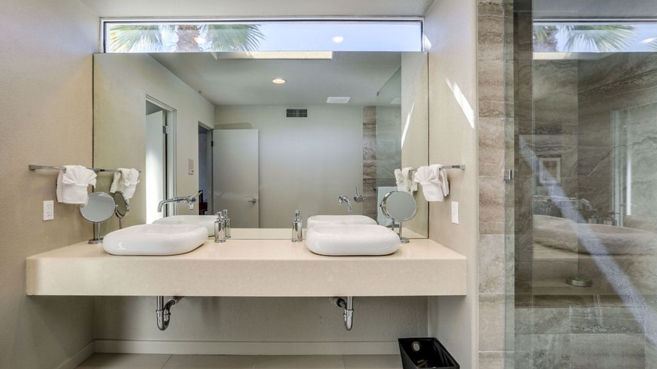 Photo of Bathroom in Chino Canyon