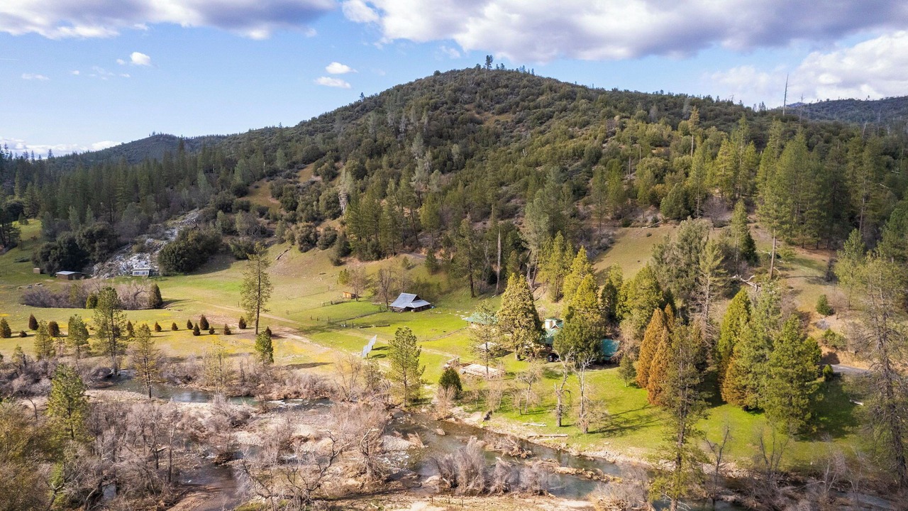 Photo of Outdoor in Coulterville