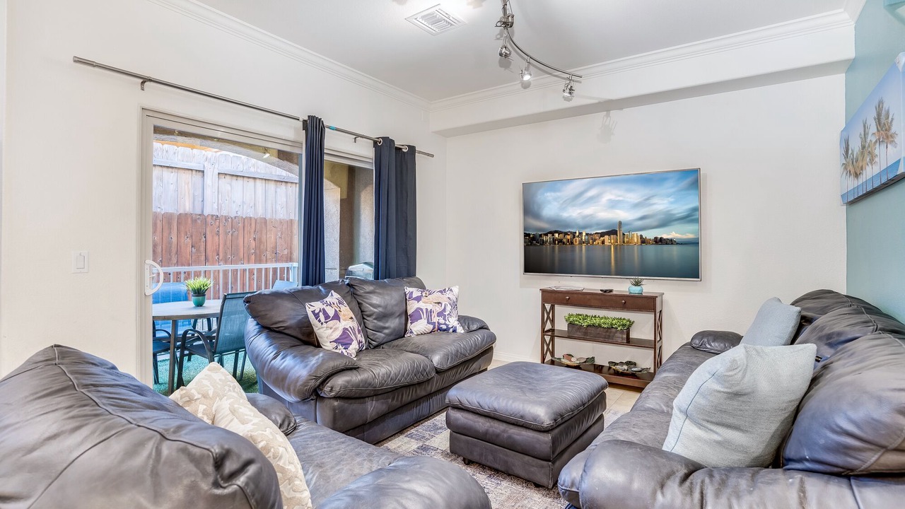 Photo of Livingroom in Pacific Beach